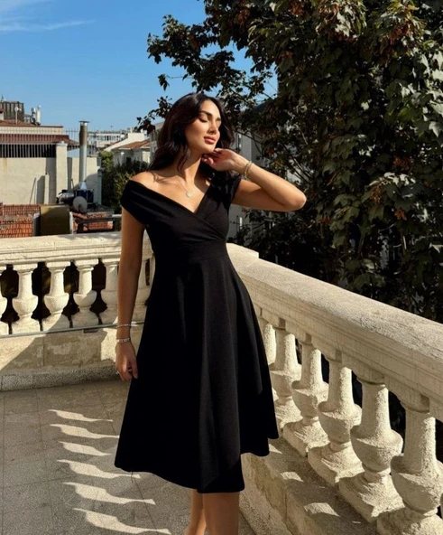 Lucky Life Kadın Kısa Kollu Kruvaze Yaka Eteği Volanlı Krep Elbise - Resim 2