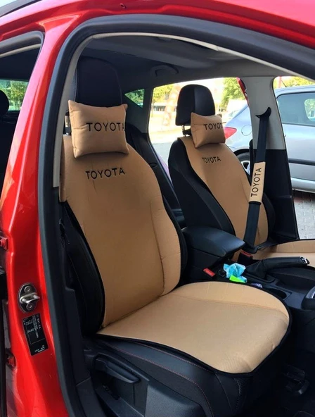 TOYOTA Nakışlı Ön İkili Oto Koltuk Minderi 2 Adet Boyun Yastığı 2 Adet Kemer Pedi KREM ürün görseli