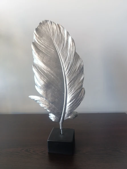 beyaz renk kırılmaz polyester,tüy desenli kaideli biblo - Resim 8