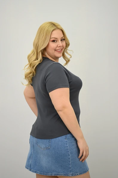 Kadın Büyük Beden Kısa Kollu Bisiklet Yaka Basic T-shirt 1965-25