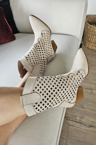 019 5003 Topukla Kadın 6cm Kalın Topuklu Yazlık Bot ürün görseli