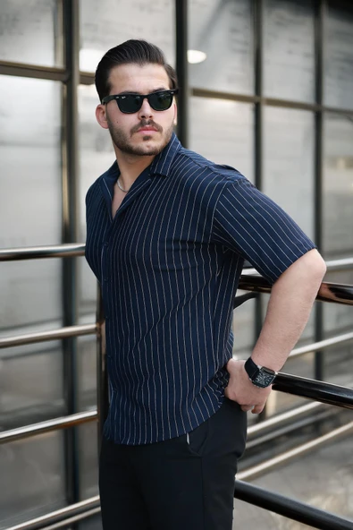 Apaş Yaka Krep Kumaş Çizgili Yarım Oversize Erkek Gömlek - Lacivert - 3