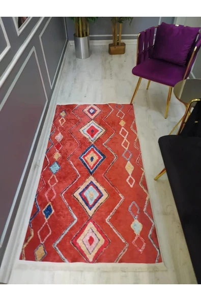 Kaymaz Tabanlı Yıkanabilir Kırmızı Kilim Desenli Dot Taban Halı KIRMIZI 80 X 200