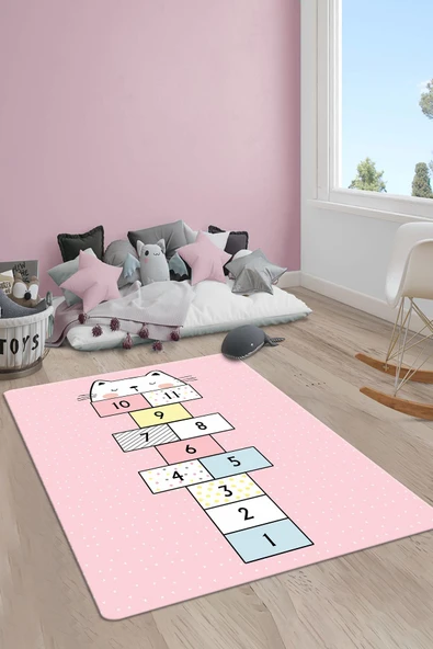 Kaymaz Taban Yıkanabilir Seksek Desenli Çocuk Halısı RENKLİ 180 X 280
