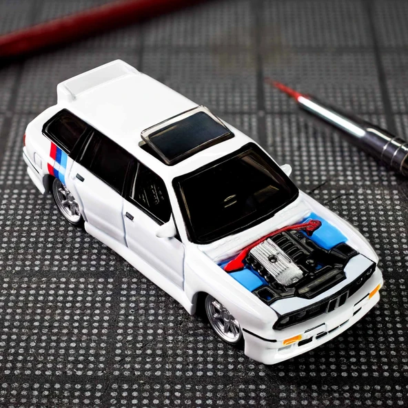 Hot Wheels Collectors Hot Wheels Elite 64 1990 BMW 318i Touring - 7