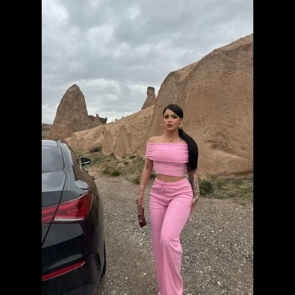 Madonna yaka bol paça pantolonlu takım - 2