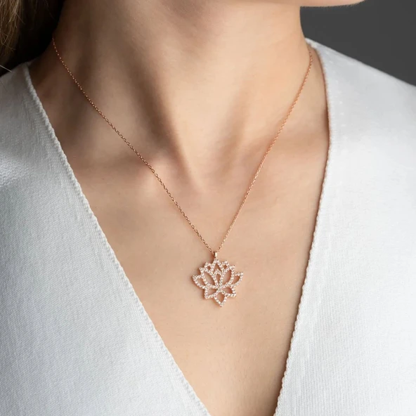 Vaoov 925 Ayar Gümüş Taşlı Lotus Kolye