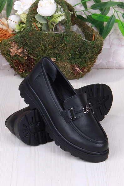 Fort 35824 Siyah Cilt Toka Detaylı Rahat Loafer Kadın Ayakkabı