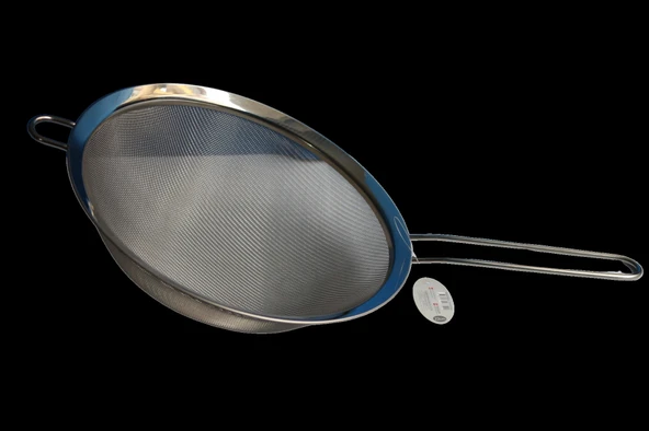 Çelik Saplı Süzgeç 22cm
