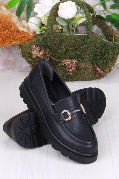 Fort 35809 Siyah Cilt Toka Detaylı Rahat Loafer Kadın Ayakkabı