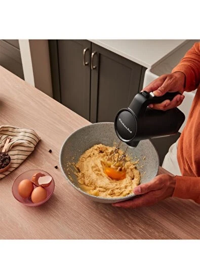Kitchenaid Go Siyah Kablosuz Serisi Bataryasız El Mikseri - 5