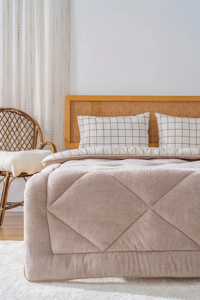 Rivaİstanbul Bej Kareli Çift Kişilik Çift Taraflı Lüx Wellsoft Yorgan Seti 195x215 cm - Resim 2