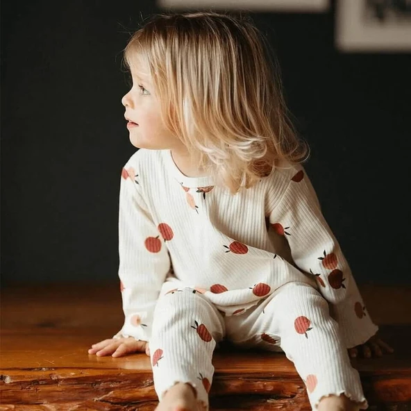 Elma Aşkı Uzun Kollu Taytlı Bebek Set-Bej