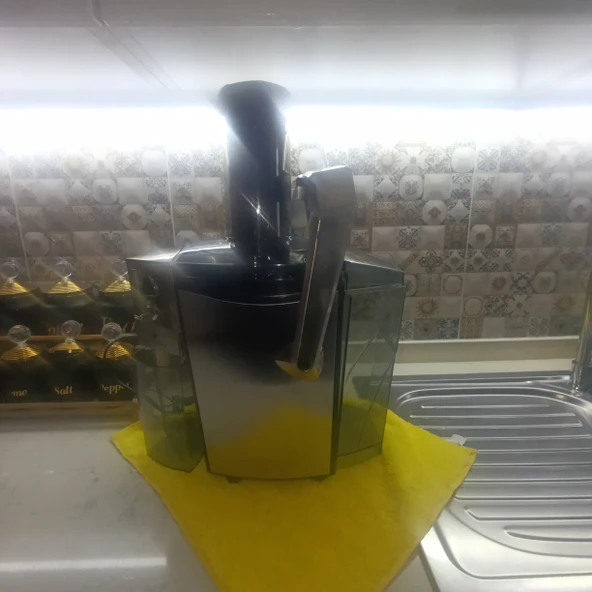 ikinci el Essenso 1000 watt lık katı meyve sıkacağı - 5