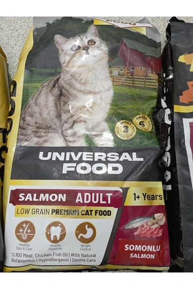 Universal Somonlu Universal Kedi Maması 3 Kg
