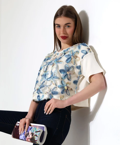 Çiçek Tül Detaylı Nakışlı Bluz T-shirt - 5
