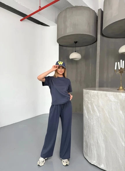 Osy Modal Yumuşak Dokulu Kumaş Kısa Kollu Bluz Rahat Pantalon Ikili Takım- Füme - 4