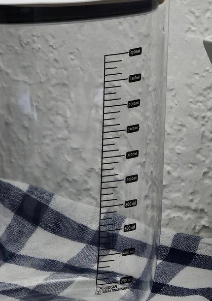 Plastik Erzak Kabı - Kilitli Kapaklı Erzak Kutusu - 2100 ML - 2