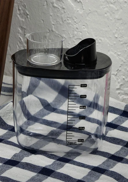 Plastik Erzak Kabı - Kilitli Kapaklı Erzak Kutusu - 1300 ML - 4