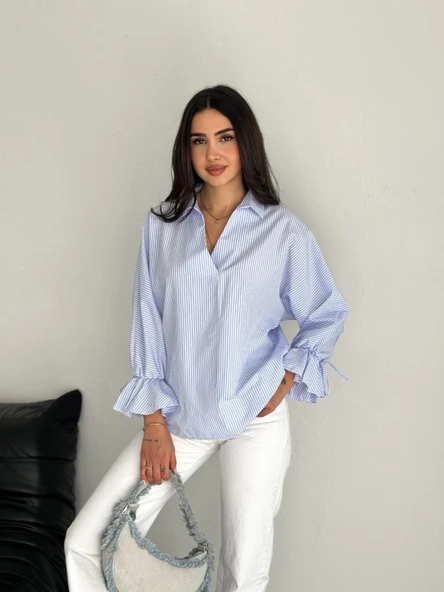 Arkası Asimetrik Yırtmaç Kesim Detaylı Cizgili Bluz Gömlek - Mavi - 4
