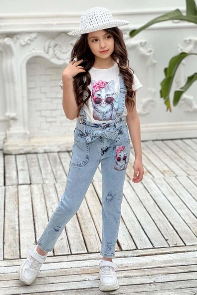 Kız Çocuk Üzeri Digital Baskılı T-shirt Yırtmaç ve Kedi Detaylı Mavi Jean Salopet Takım