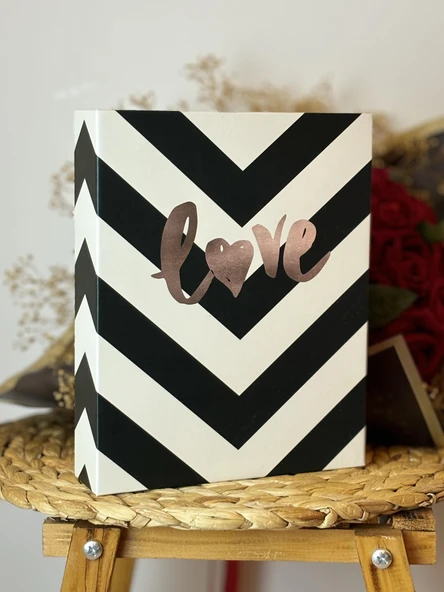 Rabsev Fotoğraf Albümü 10x15cm 200 Fotoğraf Kapasiteli Üçgen Love Desenli Renkli Anı Albümü - 1