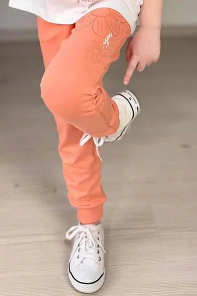 Kız Çocuk Üzeri Papatya Baskılı T-Shirt Çift Cepli Lastikli Turuncu Pijama Takımı - Resim 5