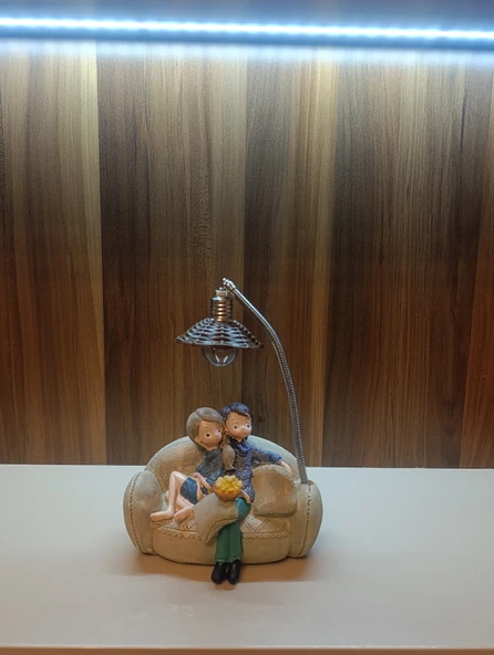 Tv sevgili(tv  izleyen aşıklar) - Resim 4