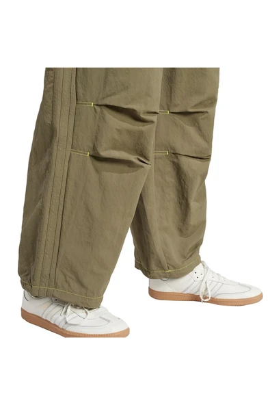 adidas Erkek  Yeşil  Eşofman Altı PARACHUTE PANT JD5416 - 6