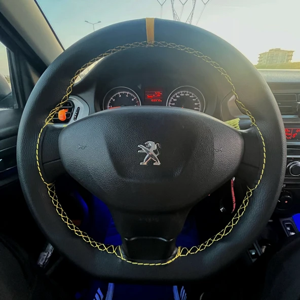 DİKİŞLİ DİREKSİYON KILIFI SİYAH DERİ SARI YÜZÜK SARI DİKİŞLİ CİTROEN C-ELYSEE İÇİN ürün görseli