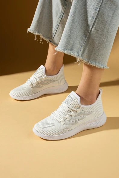Pembe Potin Esnek Taban Bağcıklı Rahat Kalıp Kadın Sneaker 001-22-25