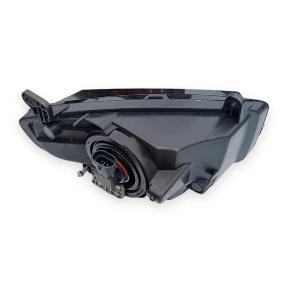 Audi A4 2013-2014-2015 Ön Sağ Sis Farı Lambası 8K0941700B - Resim 3