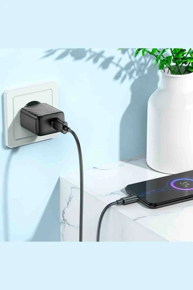Hoco CS21A Rich 18W USB 3.0 QC Çıkışlı Ekstra USB to Type-C Kablolu Hızlı Şarj Aleti - Resim 3