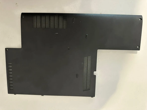 Casper Nirvana C500 C5K.6100-4L45T ALT KASA SERVİS KAPAĞI KULLANILMIŞ 2.EL ürün görseli 1