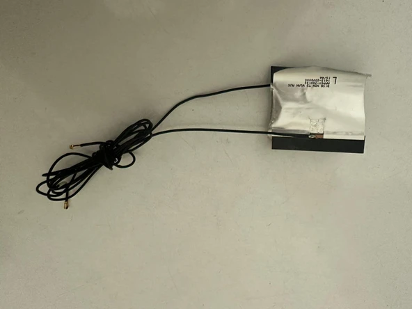 Casper Nirvana C500 C5K.6100-4L45T WIFI SAĞ VE SOL ANTEN ORJİNAL KULLANILMIŞ  2.EL ürün görseli 1