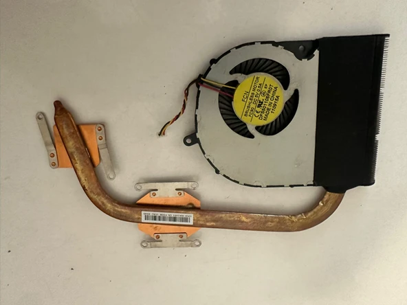 Casper Nirvana C500 C5K.6100-4L45T SOĞUTUCU FAN HEATSING  KULLANILMIŞ 2.E ürün görseli 1