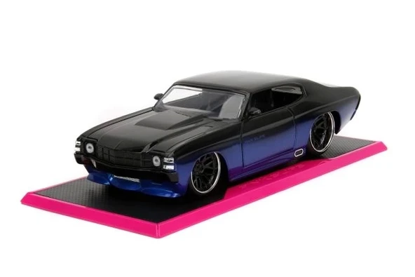 Jada Toys Pembe Fişler 1:24 W5 1971 Chevy Chevelle SS Die-Cast Araç Tabanı
