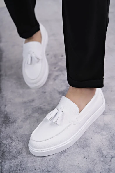 Bloom Bağcıksız Püsküllü Cilt Erkek Günlük Spor Klasik Ayakkabı BT - Beyaz