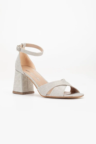 Büyük Numara Kadın Topuklu Sandalet Çapraz Gold Bantlı Baretli - 4