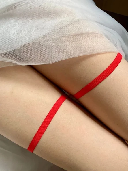 ASM1300 Kadın Kırmızı Estetik Elastik Serit Bacak Aksesuarı - 2