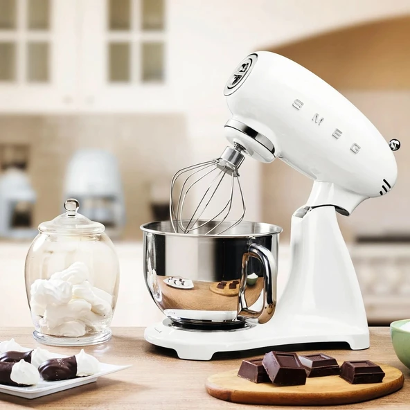 Smeg SMF03WHEU Retro 4.8 Litre Beyaz Stand Mikser - 3