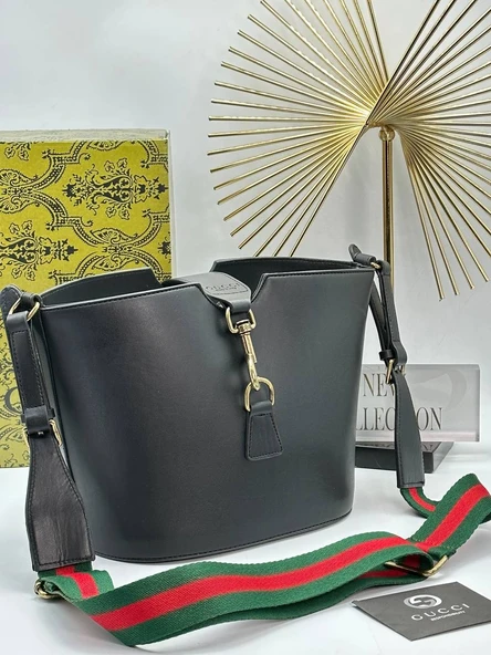 GUCCİ KOVA NEW BAG SIZE 32/21CM (1)