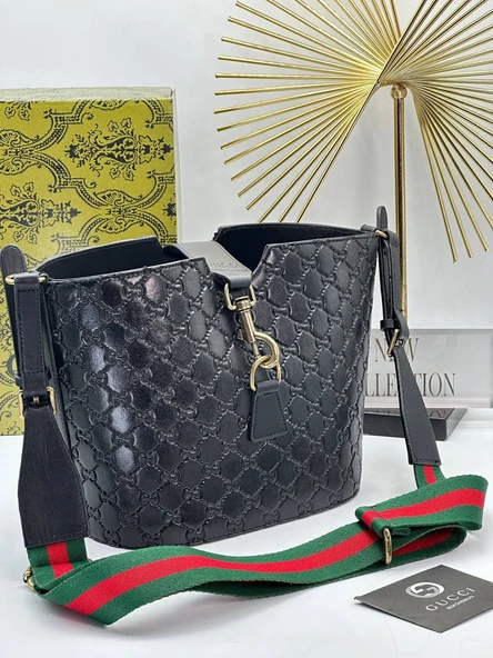 GUCCİ KOVA NEW BAG SIZE 32/21CM (2)