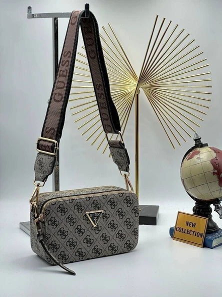GUESS SNAPSHOT WITH SIZE 21/13 CM (2)
