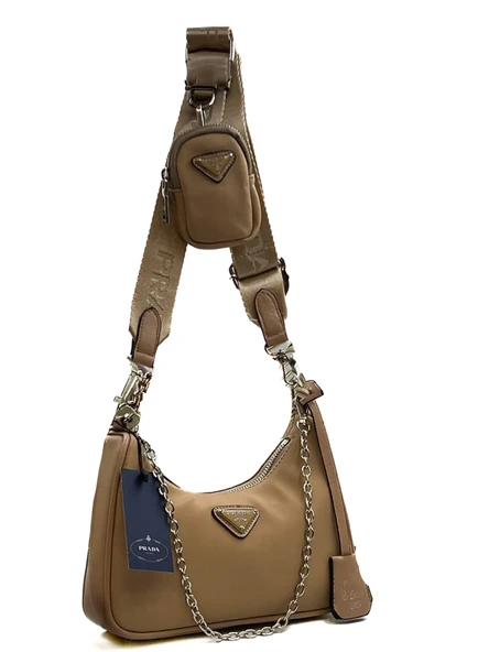 PRADA RE-EDITION WOMEN BAGS BİG SIZE 25/18 CM 10