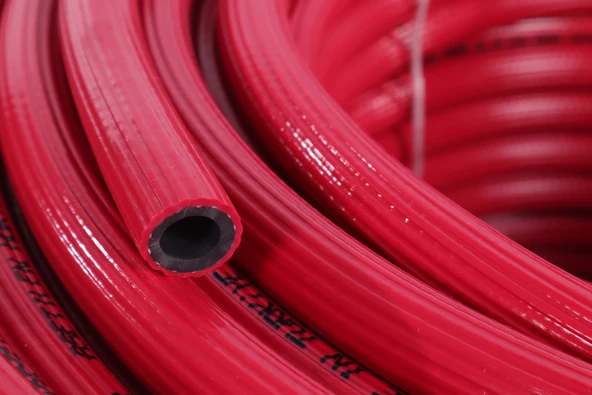 Kaynak Oksijen Asetilen Hortumu Renk Kırmızı (İç Çap 8 mm ) (50 metre )