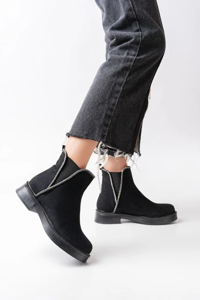 02-02 Siyah Süet Taş Aksesuarlı Lastikli Günlük Kadın Bot - Resim 2