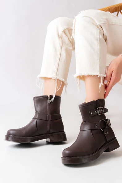 02-2013 Kahverengi Toka Aksesuarlı Fermuarlı Günlük Kadın Bot ürün görseli