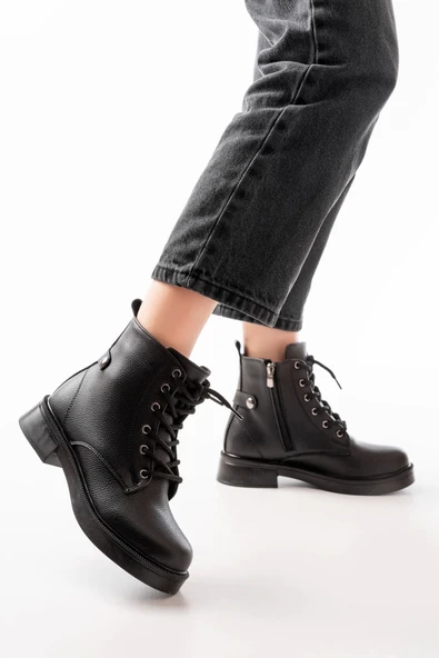 02-2003 Siyah Galata Bağcıklı Fermuarlı Günlük Kadın Bot ürün görseli