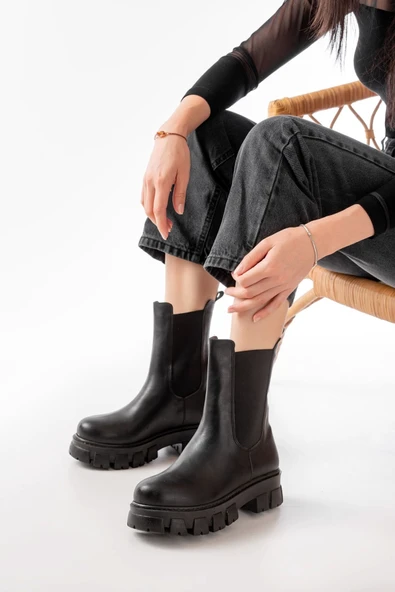 Fz-299 Siyah Yüksek Tabanlı Lastikli Günlük Kadın Bot ürün görseli 1